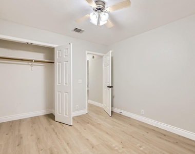 201 Orchard Way - Photo Thumbnail 21