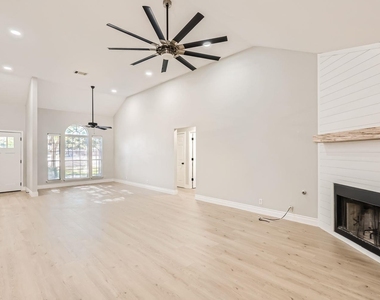 201 Orchard Way - Photo Thumbnail 9