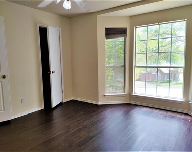 13312 Chasewood Cv - Photo Thumbnail 16