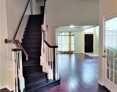 13312 Chasewood Cv - Photo Thumbnail 5