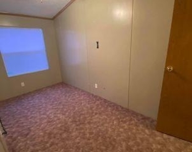 81 Roots Rd - Photo Thumbnail 13