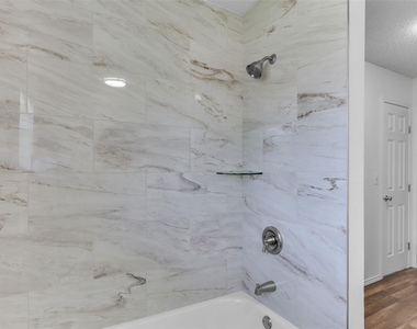 2509 Sumac Ln - Photo Thumbnail 16