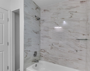2509 Sumac Ln - Photo Thumbnail 12