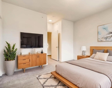 7805 Cooper Ln - Photo Thumbnail 11