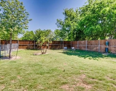 7805 Cooper Ln - Photo Thumbnail 19