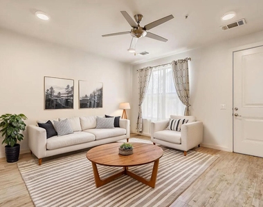 7805 Cooper Ln - Photo Thumbnail 1