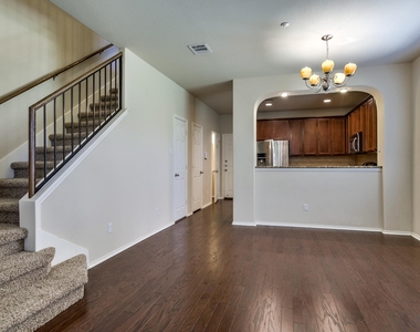 3101 Davis Ln - Photo Thumbnail 5