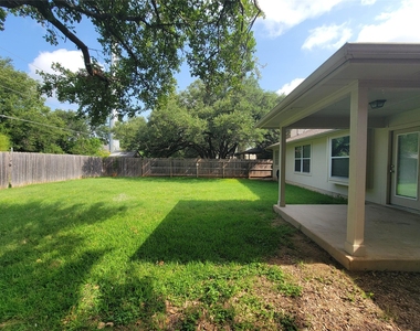 3307 Saint Genevieve Dr - Photo Thumbnail 20