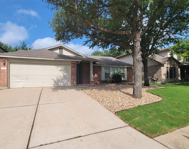 3307 Saint Genevieve Dr - Photo Thumbnail 1