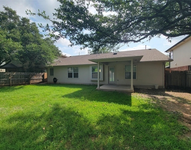 3307 Saint Genevieve Dr - Photo Thumbnail 21