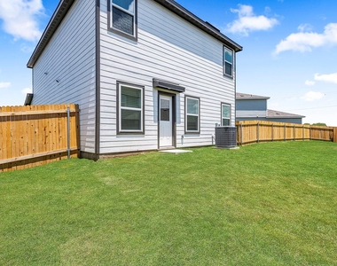 14500 Wahlbergs Way - Photo Thumbnail 8