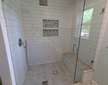 9705 Marlborough Dr - Photo Thumbnail 14