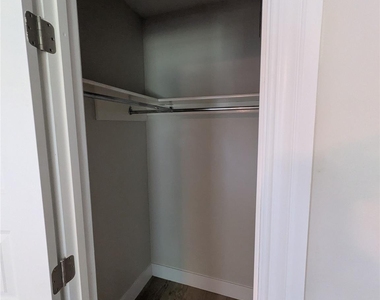 9705 Marlborough Dr - Photo Thumbnail 15