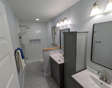 9705 Marlborough Dr - Photo Thumbnail 18