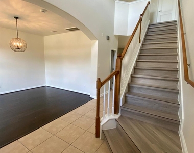 3806 Juniper Hills St - Photo Thumbnail 9