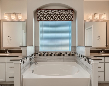 113 Leon Loop - Photo Thumbnail 6