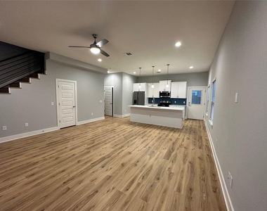 6014 Fairway St - Photo Thumbnail 5