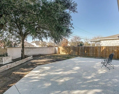 1200 Kenneys Way - Photo Thumbnail 27