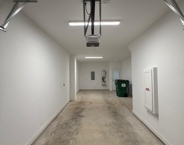 11427 Pastini Cir - Photo Thumbnail 20