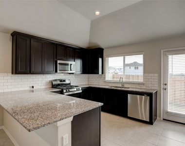 171 White Dunes Dr - Photo Thumbnail 11