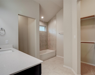 171 White Dunes Dr - Photo Thumbnail 17