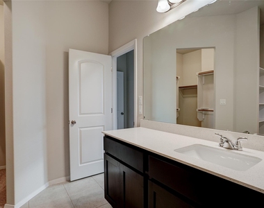171 White Dunes Dr - Photo Thumbnail 18