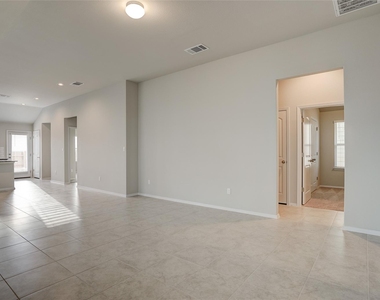 171 White Dunes Dr - Photo Thumbnail 6