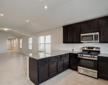 171 White Dunes Dr - Photo Thumbnail 13
