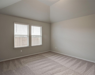 171 White Dunes Dr - Photo Thumbnail 14