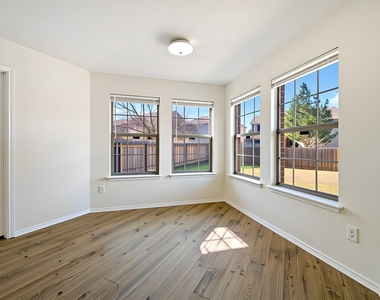 11112 Chatam Berry Ln - Photo Thumbnail 6
