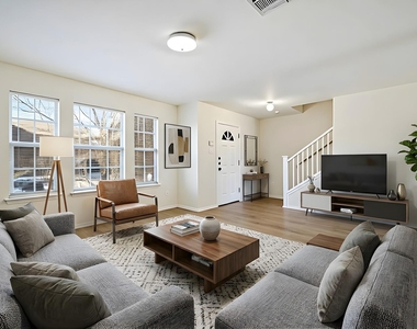 11112 Chatam Berry Ln - Photo Thumbnail 4