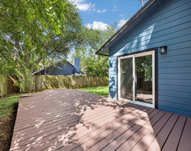 2609 Monarch Dr - Photo Thumbnail 16