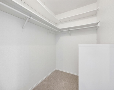 2609 Monarch Dr - Photo Thumbnail 10