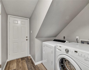 1808 Sylvia Ln - Photo Thumbnail 20