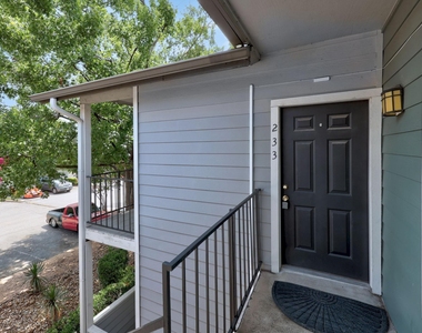 12166 Metric Blvd - Photo Thumbnail 2
