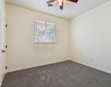 133 N Kanaio Dr - Photo Thumbnail 10