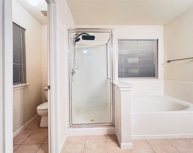 1103 Apollo Ln - Photo Thumbnail 18