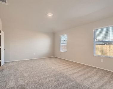 5832 Brocade Dr - Photo Thumbnail 5