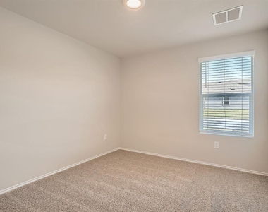 5832 Brocade Dr - Photo Thumbnail 9