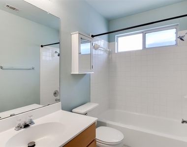 15301 Ora Ln - Photo Thumbnail 15