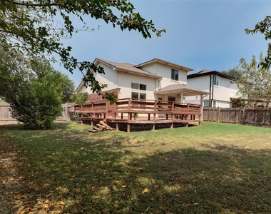 15301 Ora Ln - Photo Thumbnail 18