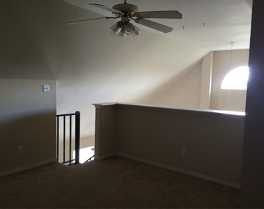 3003-c Whisper Oaks Ln - Photo Thumbnail 6