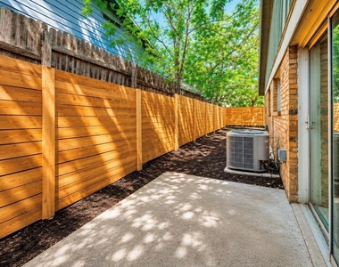 9407 Quail Meadow Dr - Photo Thumbnail 8