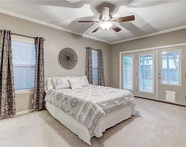 8914 Bridgewood Trl - Photo Thumbnail 9