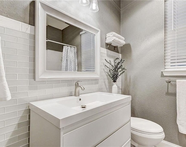8914 Bridgewood Trl - Photo Thumbnail 24