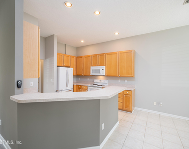 171 Elmwood Drive - Photo Thumbnail 11