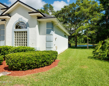 171 Elmwood Drive - Photo Thumbnail 2
