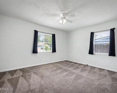 6216 Suwanee Road - Photo Thumbnail 23