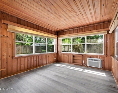 6216 Suwanee Road - Photo Thumbnail 11