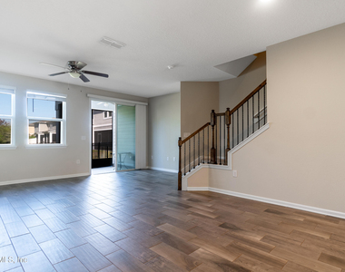 146 Castro Court - Photo Thumbnail 7